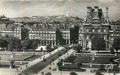 CPA Paris et ses Merveilles la Butte Montmartre vue du Palais du Louvre 