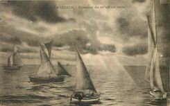CPA Marseille Coucher de Soleil en Rade Bateaux