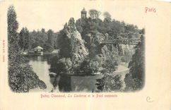 CPA Buttes Chaumont La Lanterne et e Pont suspendu 