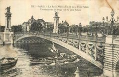 CPA Paris Le Pont Alexandre III et le Petit Palais Bateau