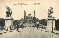 CPA Paris le Trocadero et le Pont d'Iena 
