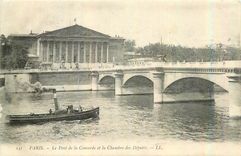 CPA Paris le Pont de la Concorde et la Chambre des Deputes Bateau
