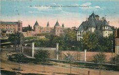 CPA Reims vue generale des Etablissements Pommery 