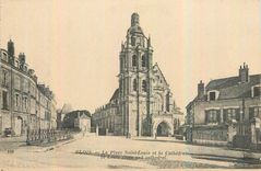 CPA Blois La Place Saint Louis et la Cathedrale 