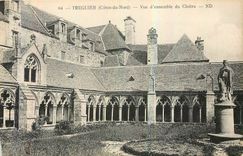 CPA Treguier Cotes du Nord Vue d'Ensemble du Cloitre 