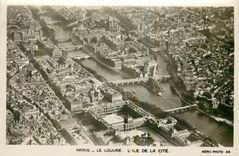 CPA Paris le Louvre L'Ile de la Cite 