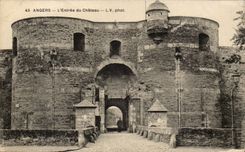 Angers CPA Entering of the castle