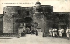 Angers CPA Entering of the castle (nice shot soldiers)