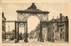CPA Reims Porte de Paris et Rue de Vesle 