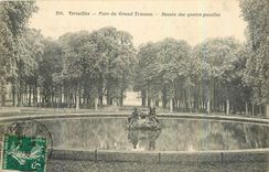 CPA Versailles Parc du Grand Trianon Bassin des quatre pucelles 