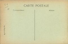 CPA Reims Place Royale apres le bombardement