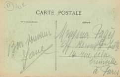 CPA Reims dans les Ruines apres la Retraile des Allemands La Cathedrale