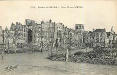 CPA Ruines de Reims Place Drouet d'Erlon Militaria