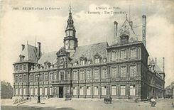 CPA Reims avant la Guerre l'Hotel de Ville Formerly 
