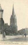 CPA Vittel l'Eglise et Square Bouloumie