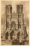 CPA Reims La Cathedrale de Reims apres la Guerre 