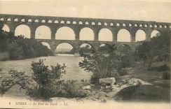 CPA Nimes Le Pont du Gard 
