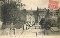 CPA Blois Tour du Duc de Guise et Perspective sur le Chateau 