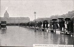 Believed of the Seine CPA Paris Flood (January 1910) Esplanade of Invalides