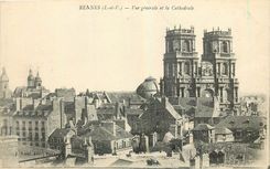 CPA Rennes I et V Vue generale et la Cathedrale 