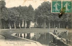 CPA Versailles Parc du Grand Trianon Bassin du Plafond 