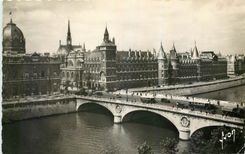 CPA Paris Le Palais de Justice et le Pont du Change 