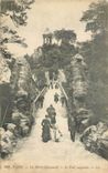 CPA Paris Les Buttes Chaumont Le Pont suspendu 
