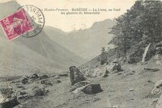 CPA Les Hautes Pyrenees Bareges Le Lienz au fond les glacieres du Neovielle 