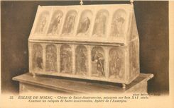CPA Eglise de Mozac Chasse de Saint Austremoine Contient les reliques de Saint Austremoine 