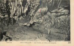 CPA Arcy sur Cure Les Grottes le Vallot et la Draperie 