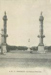 CPA Bordeaux Les Colonnes Rostrales 