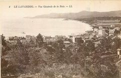CPA Le Lavandou Vue generale de la Baie 