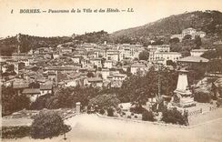 CPA Bormes Panorama de la Ville et des Hotels 