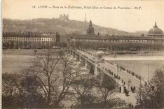 CPA Lyon Pont de la Guillotiere Hotel Dieu et Coteau de Fourviere 