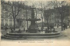 CPA l'Auvergne Pittoresque Clermont Ferrand Fontaine de la Place Deille 