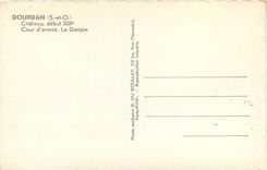CPM Dourdan S et O Chateau Cour d'armes Le Donjon 