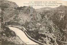 CPA Gourdon A M Excursion aux Gorges du Loup Chemin du Paradis 