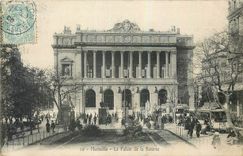 CPA Marseille Le palais de la Bourse Tramway