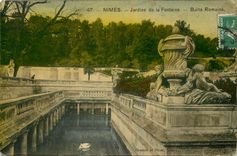 CPA Nimes Jardins de la Fontaine Bains Romains 