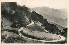 CPA Vallee d'Aure Arreau Hautes Pyrenees Le Fer a Cheval de la route du Col D'Aspin 