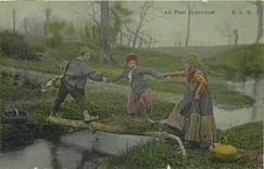 CPA Le Pont improvise Folklore