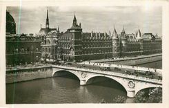 CPA Paris Le Palais de Justice et le pont au Change 
