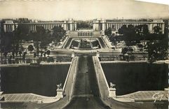 CPA Paris et ses Merveilles Le Pont d'Iena et les Jardins du Palais de Chaillot 