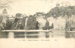 CPA Paris Buttes Chaumont Pont Suspendu 