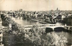 CPA Paris De la Pointe de l'Ile de la Cite au Pont du Carrousel 