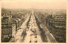 CPA Paris en flanant L'Avenue des Champs Elysees vue de l'Arc de Triomphe 