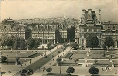 CPA Paris et ses Merveilles La Bute Montmartre bue du palais du Louvre 