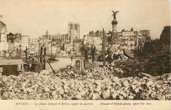CPA Reims La place Drovet d'Erlon apres la guerre 