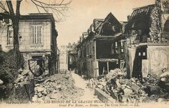 CPA Les Ruines de la Grande Guerre Reims la Rue Cotta 