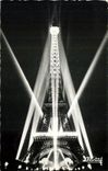 CPA Paris La Tour Eiffel Illuminee 